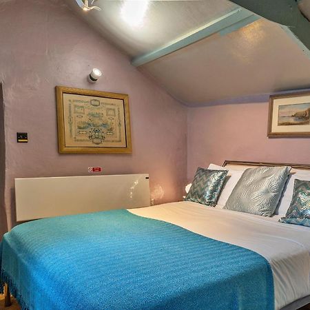 Finest Retreats - Fishermans Cottage 틴태절 외부 사진